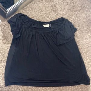 Slightly used flowy stretchy top